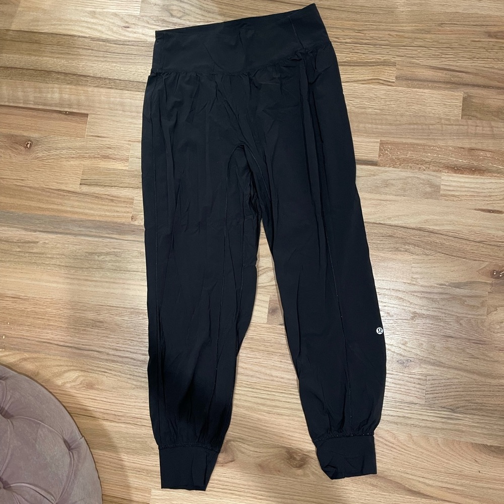 Lululemon Sun Setter Joggers